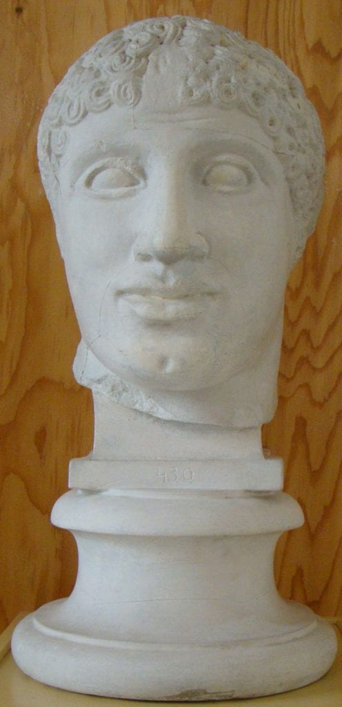Hlava Lapitha ze západního štítu Diova chrámu v Olympii